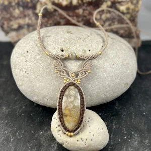 Pendentif en corail fossile – Image 2