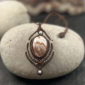 Collier pendentif macramé fait main cabochon jaspe Rosetta So’fil macramé