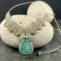 Collier macramé fait main amazonite beige turquoise So’fil macramé