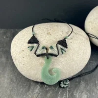 Pendentif d'aventurine fabriqué à la main, pièce unique cadeau original pour homme ou femme